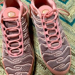 NIKE Pink (true to color), Womens size 8.5.  Excellent condition.